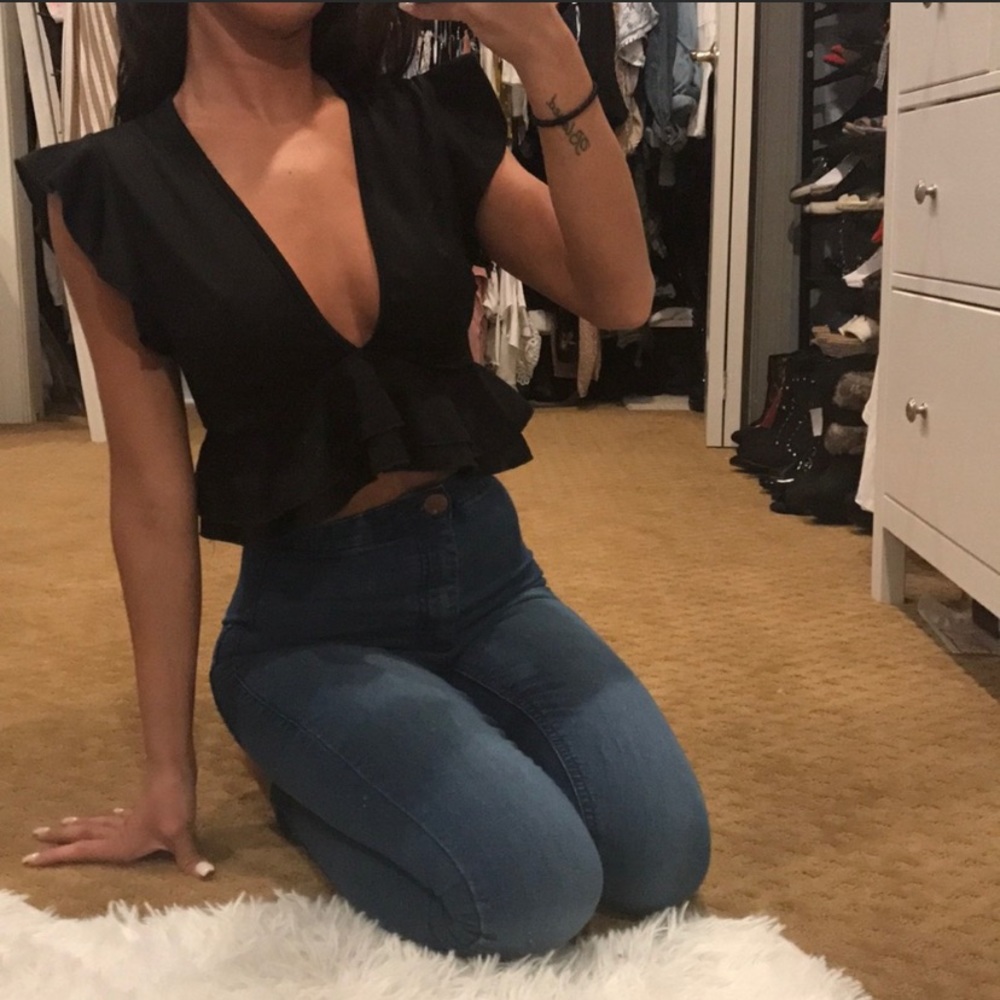 Black ruffle crop top